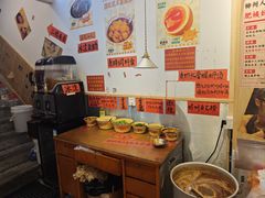 -柳州肥姨妈大骨螺蛳粉(老闵行店)