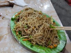 炒米粉-蚝哥花姐湛江烤生蚝(美丽湾市场店)