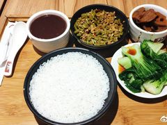 -72街红烧排骨饭(海珠丽影广场店)