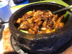 石锅杭椒牛蛙-桂满陇天书(南京德基旗舰店)