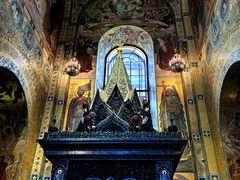 -滴血救世主教堂