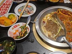 -沸炉重庆老火锅(军事博物馆店)