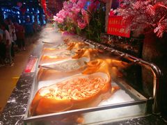 -釜御山海鲜烤肉火锅自助(新城市中心店)