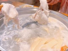 -风情丽江斑鱼火锅(孙家沟西南路80号店)