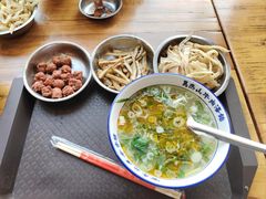 -清真马杰山牛肉汤馆