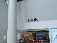 -Dior迪奥(上海世茂广场店)