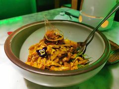 敲糖棒棒鸡-辛香汇·现炒川菜(淮海路百盛店)