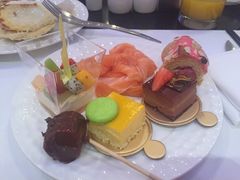 -咖啡苑自助餐厅·中国大饭店