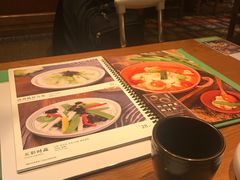 -云海肴·汽锅鸡·云南菜(天山百盛优客店)