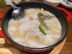酸汤龙利鱼片-小大董·烤鸭(王府井apm店)