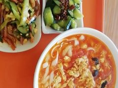 -顺溜·手工刀削面·黑金店(铜锣湾店)