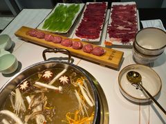 -牛人日志·鲜牛肉骨汤火锅(万科里瑧店)