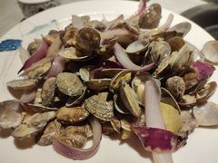 -休记光头香辣蟹干锅店(衣冠庙店)