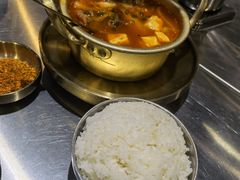 泡菜肥牛汤-本炙炭烤·蒲烧活鳗料理店(金沙洲店)