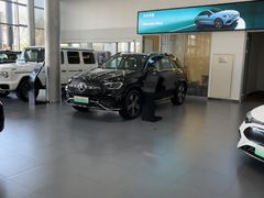 -天津波士信达奔驰4S店(卫津南路店)