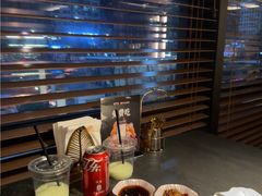 -铭牛烧肉·和牛海鲜自助(高新月牙湖店)