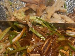 -小鱼小牛·鱼牛干锅·脆鱼火锅(世欧广场店)