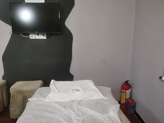 -鸿泰龙·天下易行·足道·SPA(来福士店)