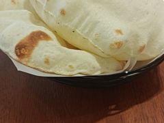 餐前面包-ELI FALAFEL Lebanese&Mediterranean黎巴嫩美食(富城路店)