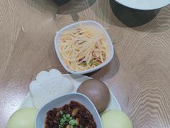 -三好食堂(煎饺·馄饨·肉饼米线·盛世广场店)