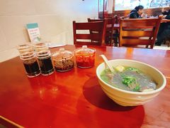 -佬钱湾仔(衣裳街店)