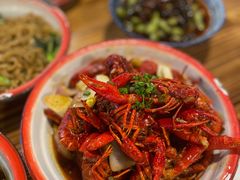 -冶建镜子·老南昌大排档·江西虾王(总店)