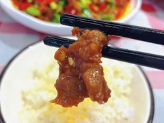 -洪霞餐馆·川菜·鲜货现炒(两江春城店)