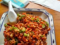-临江餐馆二楼美食部落