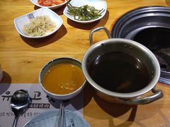 -唯成•韩国炭火烤肉 유성고기