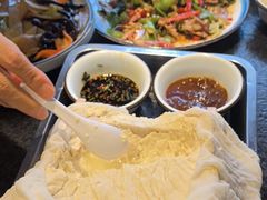 -靠山屯东北农家菜(八龙桥雅苑店)