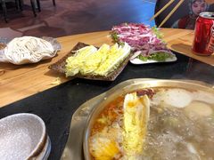 -顶顶汤火牛排火锅·经典铜锅涮肉