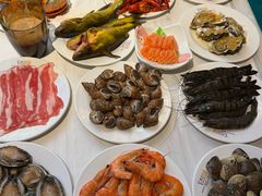 -领鲜活海鲜榴莲自助火锅(东门店)