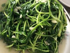 蒜香马兰头-自游人·美食一楼·地道徽菜(三十年名店)