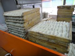 待入锅的锅贴1-西工饭庄快餐厅(西工小街店)