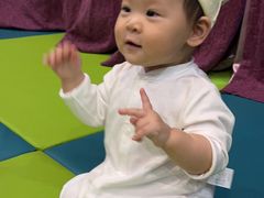 -爱睿思儿童早教亲子游泳(万象城店)