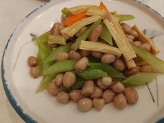 -鑫巴蜀小镇 · 水煮鱼专研店(玉桥店)