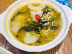 老坛酸菜鱼饭-南城香(北京南站店)