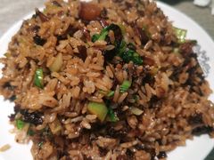 梅干菜肉炒饭-玉玲珑(陆家嘴店)