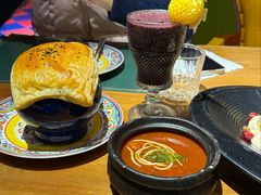 -米德维奇俄式西餐厅(西六道街店)