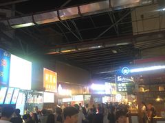 -海口骑楼小吃街