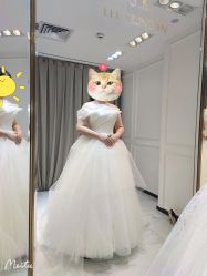 点击看大图 -GRACE KELLY婚纱与礼服(北京店)