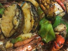 -臻鲜燕海鲜融合餐厅(金陵style店)