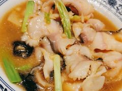 -泉畔人家·老济南经典鲁菜(大明湖店)