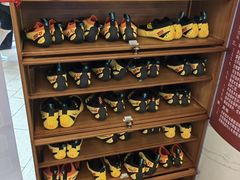 -攀猩儿童攀岩馆(宝乐汇店)