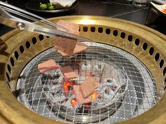 -山川小町·极番烧肉(新地假日广场店)