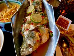 柠檬汁蒸鲈鱼-食肆&Fourteen(武林夜市店)