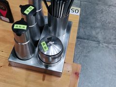 -弄堂咪道-饭香·面香·馄饨香(兴梅店)