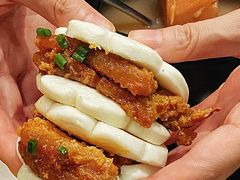 -莲餐厅·湖北菜·潜江小龙虾店(愚园路店)