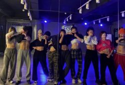 -YASAKI国际舞蹈中心