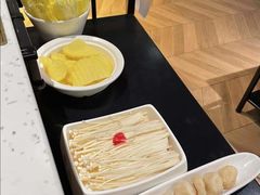 -小小河边鱼(天润城店)